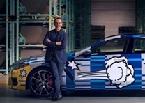 POP! POP! POP! Mit der Edition „THE 8 X JEFF KOONS“ hat der Künstler mit BMW sein Traumauto erschaffen